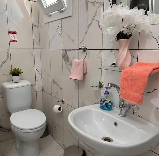 公寓 New Renovated 1 Bedroom Flat North 5a *